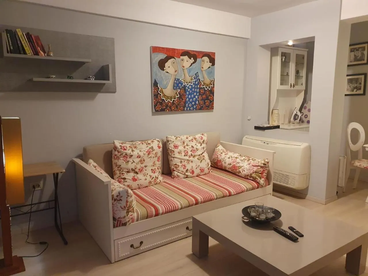 Down Town Tirana Apartment Center 0*,  Albania